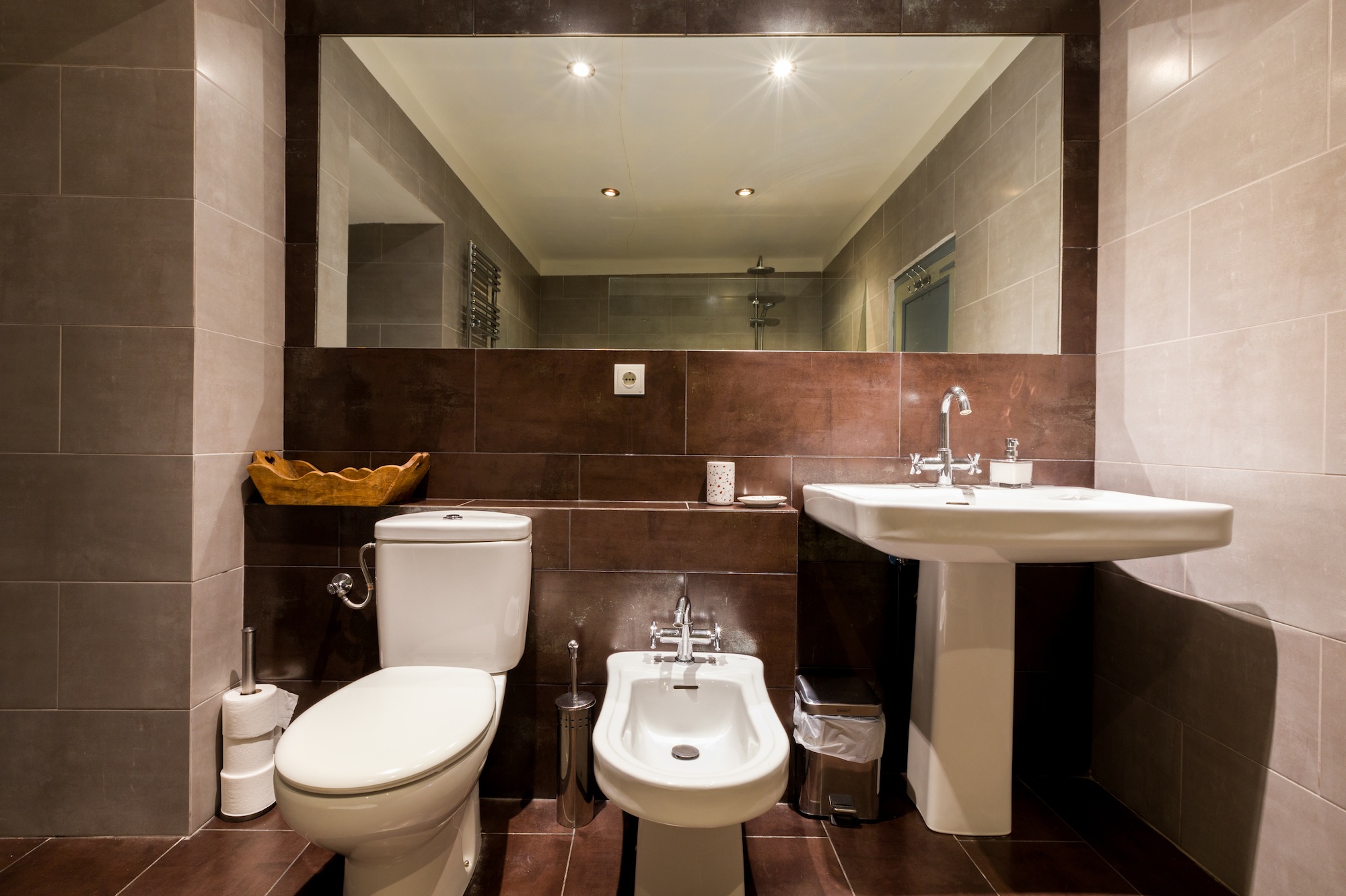 Large Barcelona Villa Montblanc bathroom