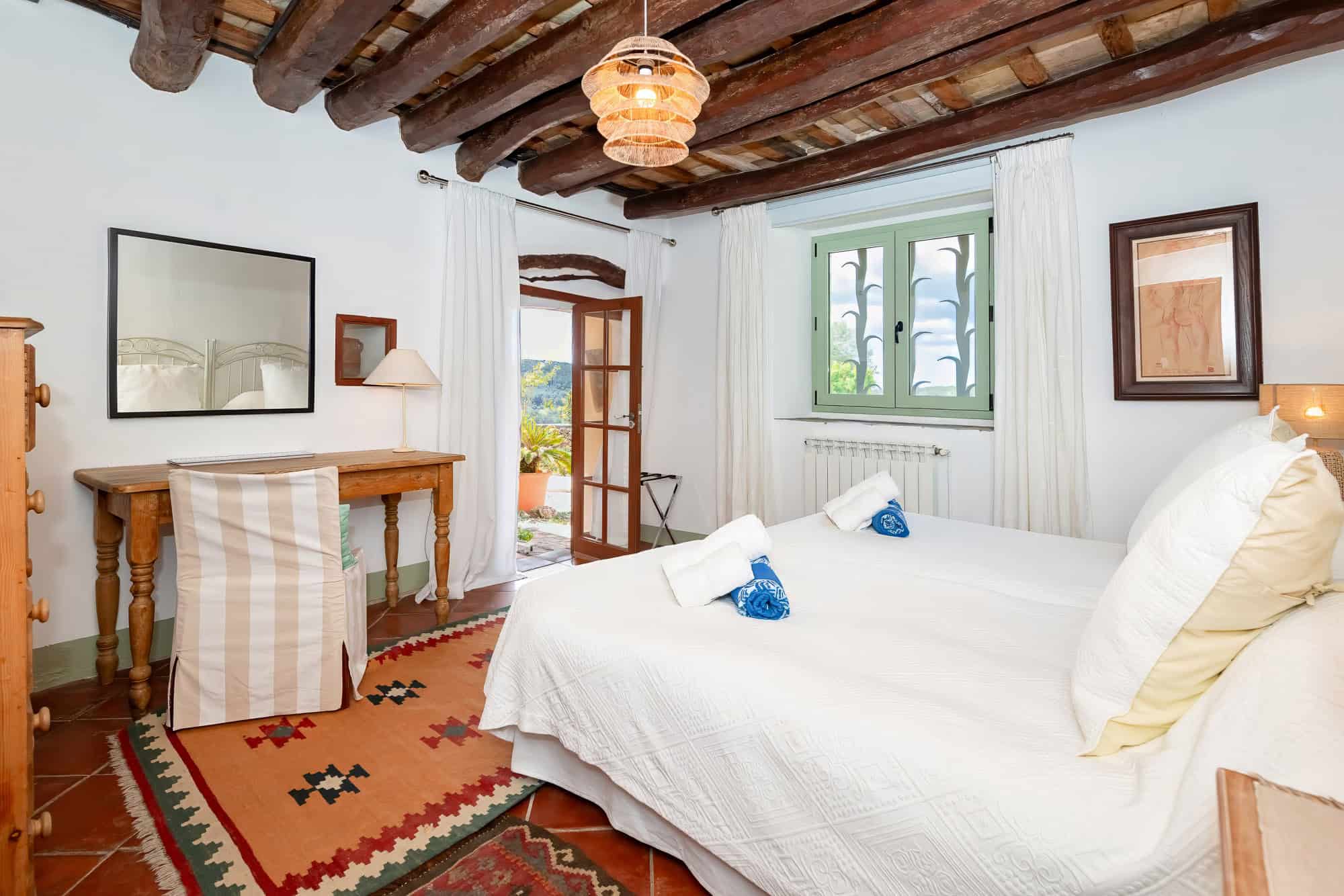 Manresa Double large Spanish villa rental